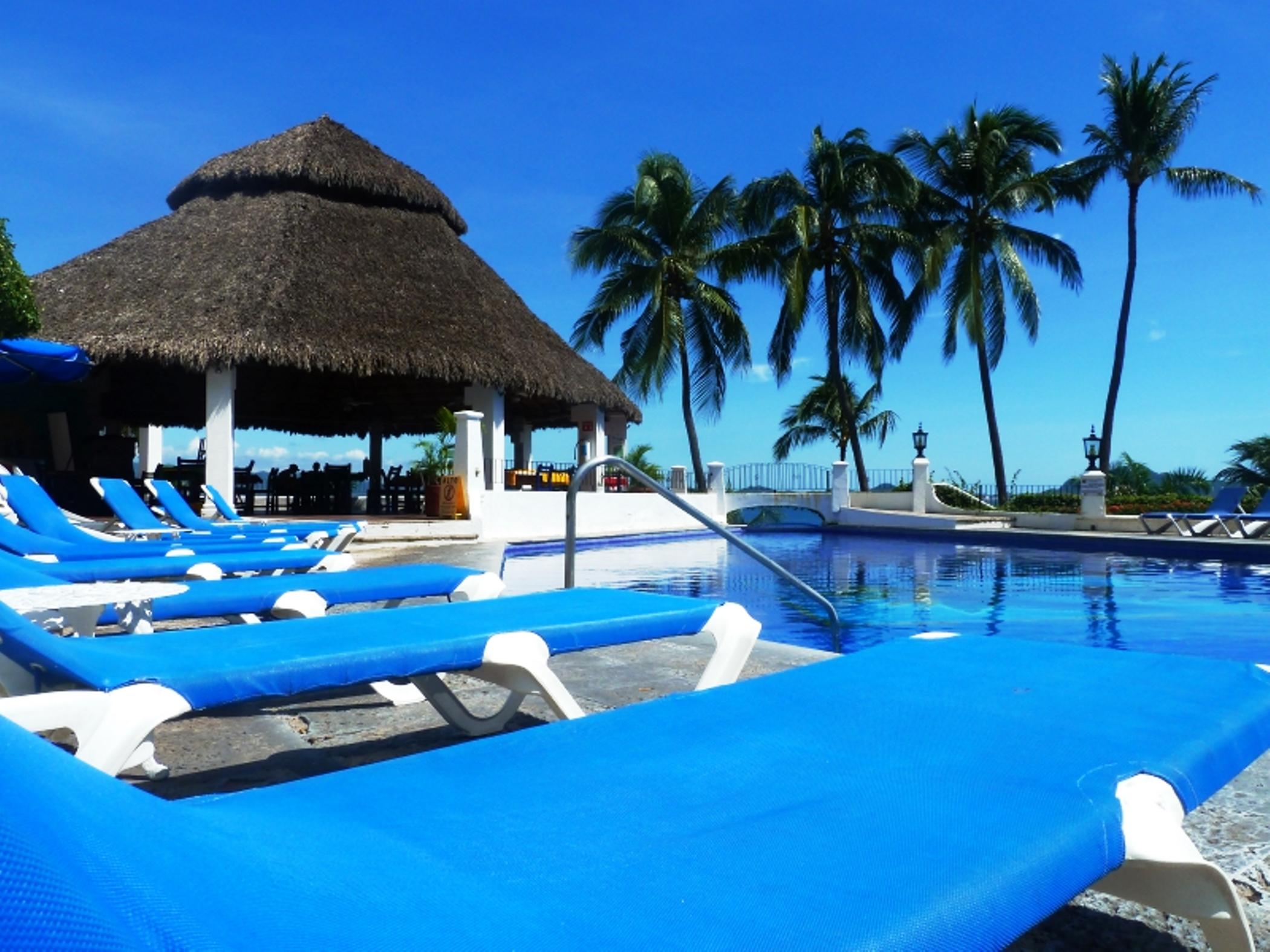 Dolphin Cove Inn 曼萨尼约 外观 照片