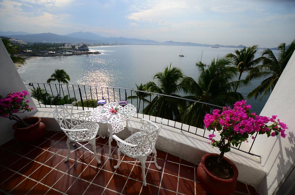 Dolphin Cove Inn 曼萨尼约 外观 照片